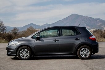 Toyota Auris - 5