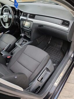 Škoda Superb combi r. 2012 2l Diesel DSG 125kw - 5