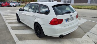 BMW e91 330xd - 5