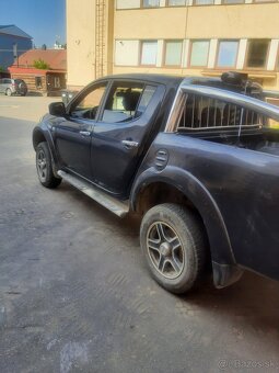 Mitsubishi L200 - 5