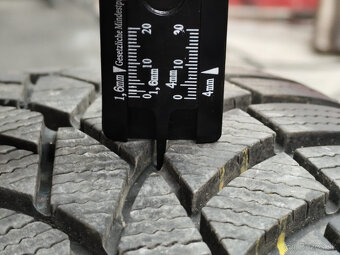 Zimné pneumatiky Toyo 215/60 R17 + disky - 5