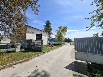 Podnikateľský pozemok – ideálny na sklad, servis či gastro - 5