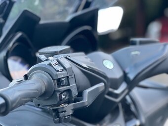 Yamaha TMAX 530 - 100% stav, 11.000km - 5