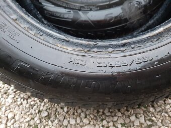 Zimné pneu 195/65R15 Gooyear UG9 - 5