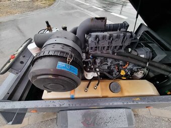 Skrutkový kompresor 5,5 m3 Atlas Copco XAS97 Deutz Ako nový - 5