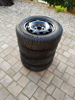 Predám zimné pneumatiky na diskoch vw group - 5