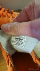 Adidas členkove botasky - 38 ,Umbro kopačky 3.5 - 5
