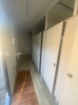 Sanitární kontajner PMP o rozměru 3 x 6 m - 5