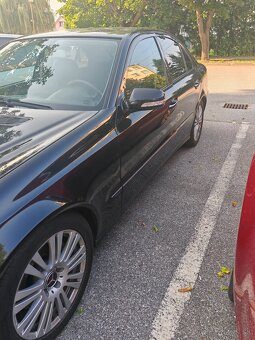 Mercedes E220 ..W211 - 5