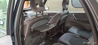 Predám Citroen Xsara Picasso 1,6 benzín - 5