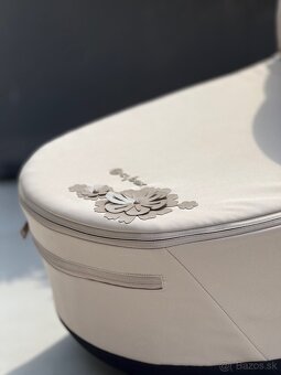 Vanička Cybex PRIAM4 Carrycot Simply Flowers - nude beige - 5