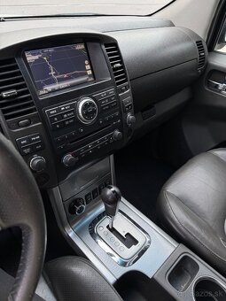 Nissan Navara D40 facelift 2.5 140KW Full vybava nova STK - 5