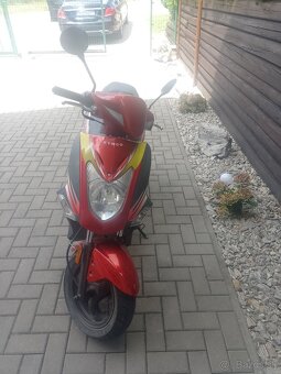 Predám skúter Kymco agility 50 s to spz - 5
