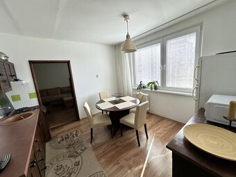 3 izbový byt 72 m2, 5/12, balkón, Galanta, SNP. 141.000 € - 5