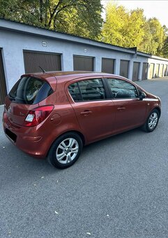 Opel corsa 1.2 63 KW, benzín rok 2012. - 5
