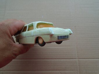 Stará Hračka škoda 1000 MB  Omia - 5