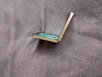 Samsung Galaxy zflip6 - 5