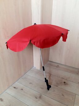 Červený slnečník na kočík - 5