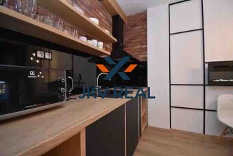 Nadštandardný apartmán na predaj – Hrebienok Resort II, Star - 5