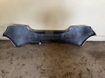 Toyota Yaris II 2 lift 2009-2011 zadný nárazník - 5