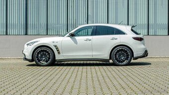 Infiniti FX Vettel by Brabus 309 kw 1 zo 150 - 5