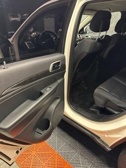 Jeep Grand Cherokee - 5