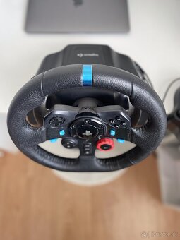 Playstation 4 slim 8 hier- Logitech G29 + shifter a stojan - 5