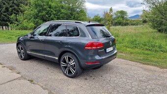 VW Touareg 4,2 TDI - 5