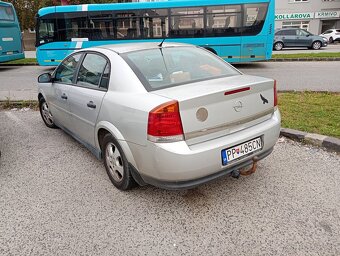 Predám Opel Vectra 1.9 nafta - 5