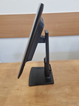 19 ´´ LED monitor zn. HP - 5