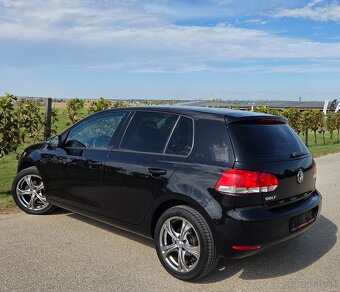 Volkswagen Golf 1.4 16V 59KW/80 koní R.V.03/2010 - 5