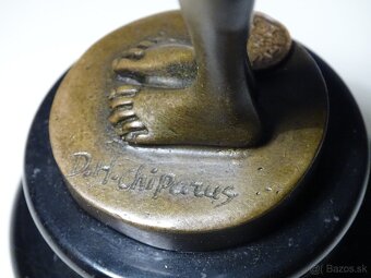 bronzová socha "The little sad one" sign.D.H.Chiparus 24cm - 5