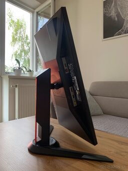 Herný monitor Lenovo - 5