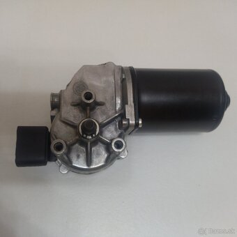 Elektromotor s prevodovkou  12 V DC - 5