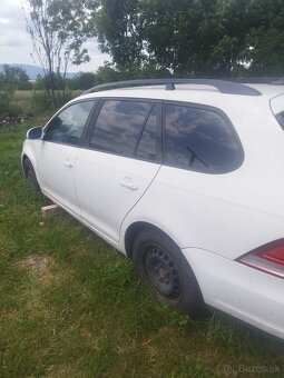 Rozpredám golf .5.  1.9.77kw . Rok 2008 - 5