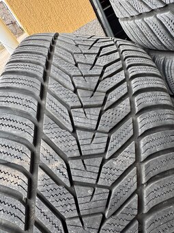 Hankook zimné 275/35 R20 - 5