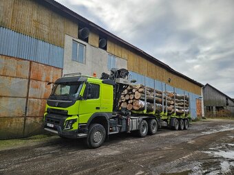 Lesovoz VOLVO 6X6 - 5