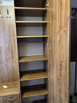 Vešiaková stena - 5