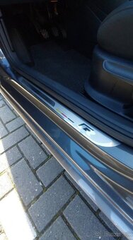 R-LINE prahové lišty VOLKSWAGEN - 5