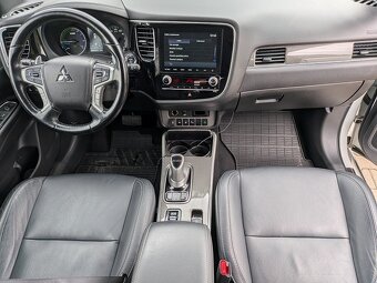 Mitsubishi Outlander PHEV 2.4 4x4 2021 - 5