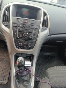 predam Astra J Sports Tourer 1.7 CDTI 96kw - 5