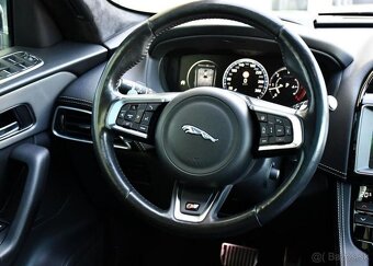 Jaguar F-Pace 30d AWD S PANO TAŽNÉ MERIDIAN 221 kw - 5