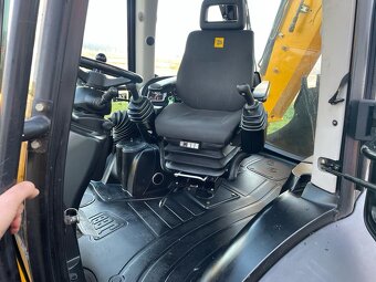 JCB 4CX Joystic - 5