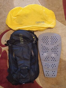 CamelBak - 5