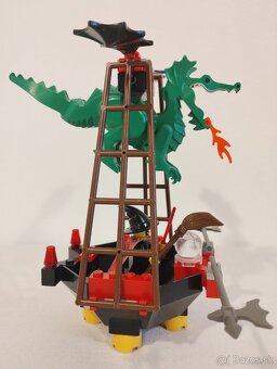LEGO Castle 6037 Witch's Windship - 5