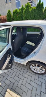 VW Up 1,0 44 Kw - 5