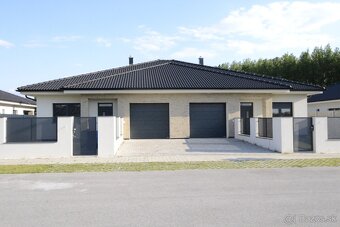 33Reality| Posledný 4.izbový rodinný dom s dvoma bytovými. - 5