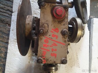 Predam elektromotor s prevodovkou - 5