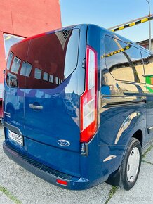 Predaj mikrobus Ford Custom 9 miestny - 5