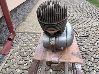 Jawa 250 - 5